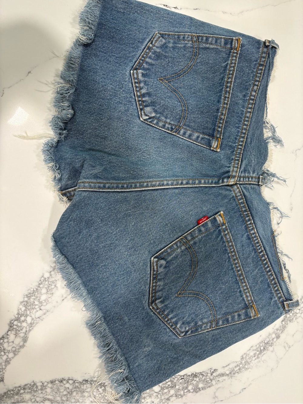 Vintage Levi’s 501 Cutoff Shorts 34/12 Button Fly Light Wash USA 80s 90s Raw Hem - Picture 3 of 9
